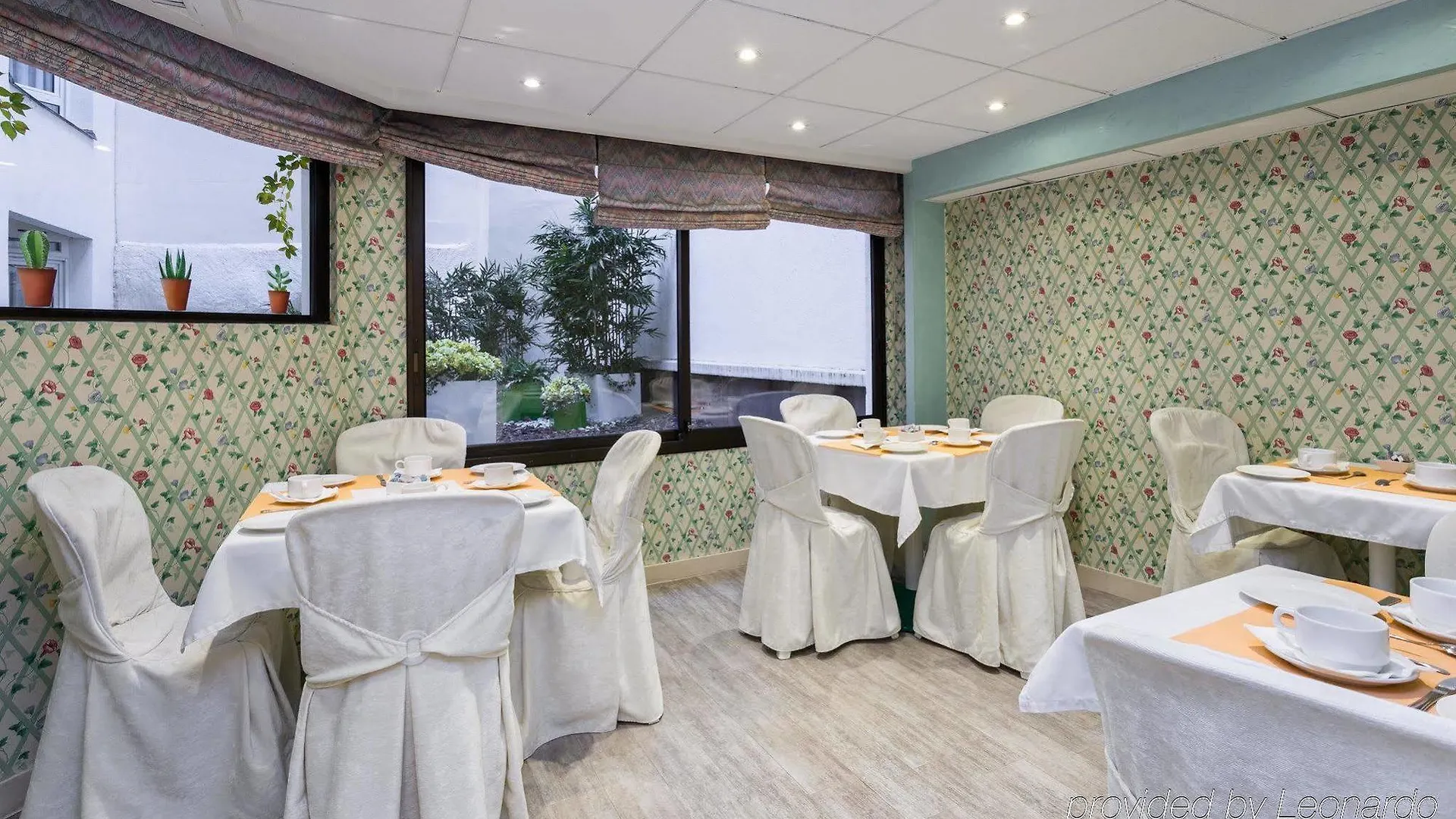 Fertel Etoile Hotel 3*