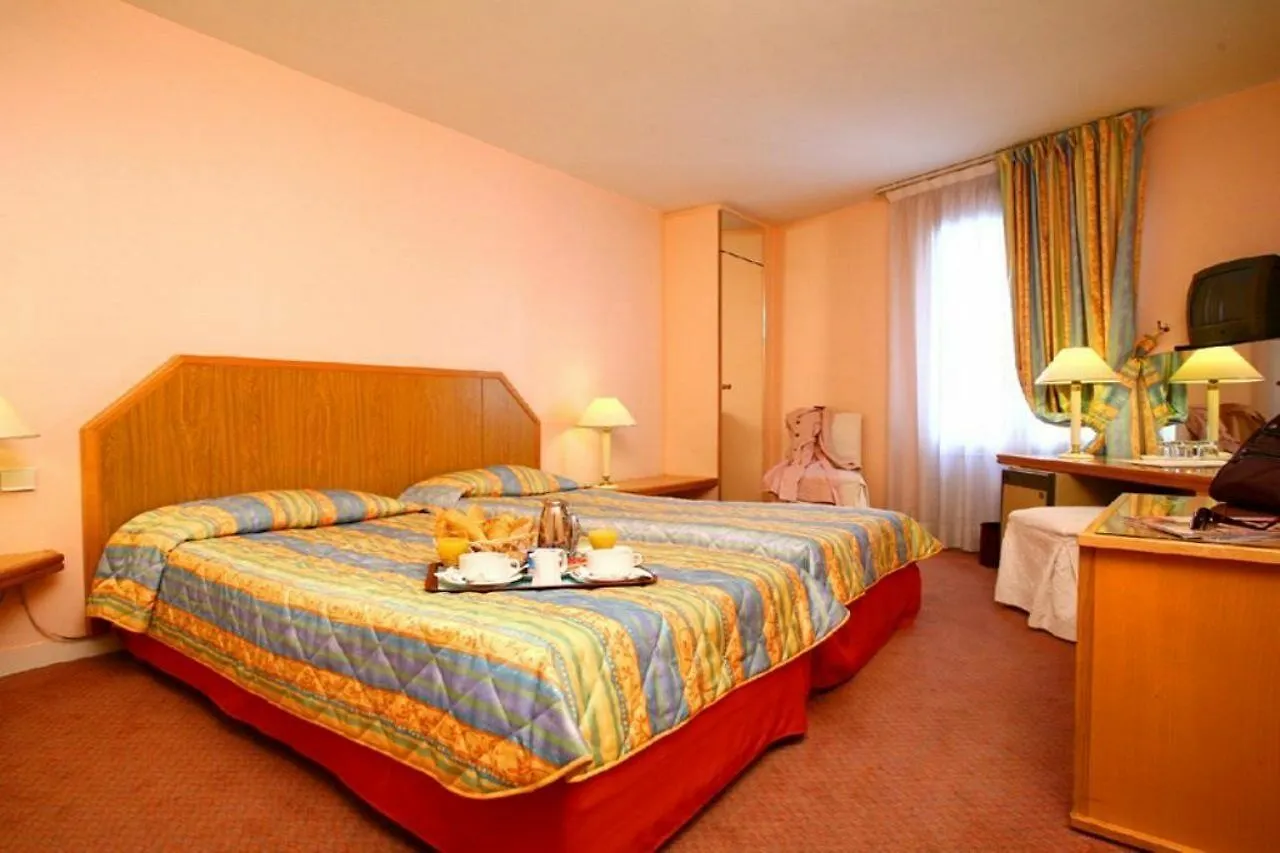 Fertel Etoile Hotel
